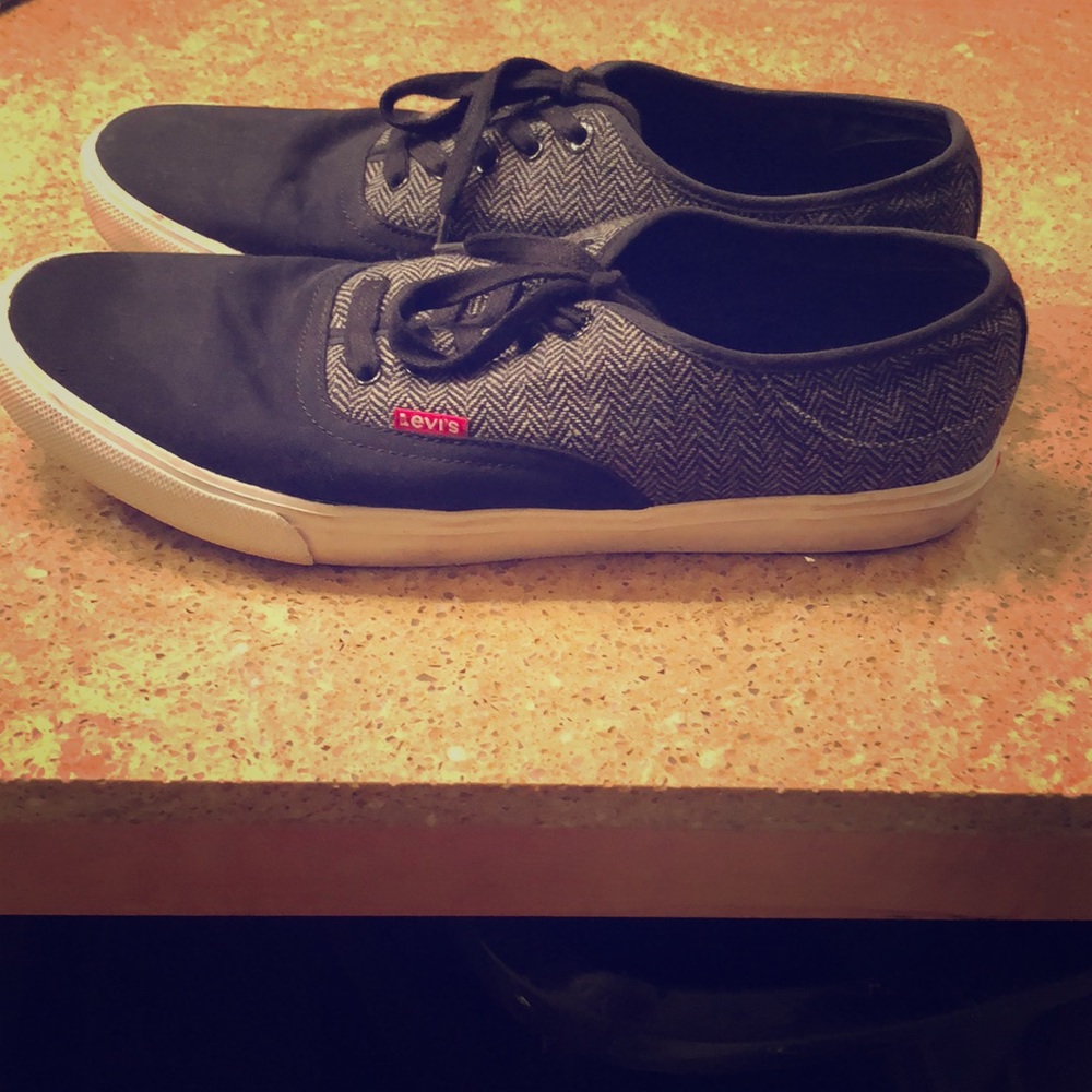 Black and grey Levi’s shoes. Size 13.
